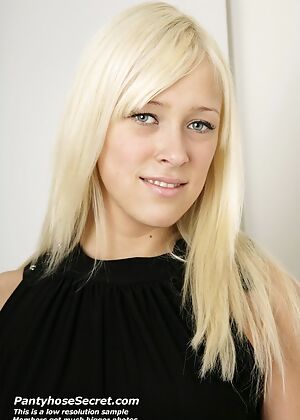 teena gets, pantyhose secret