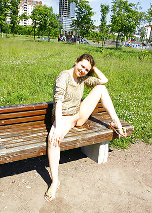 shameless, cuties flashing