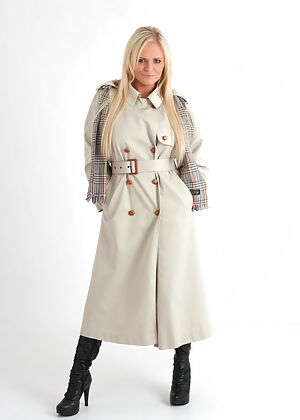 this sexy, girls in leather boots