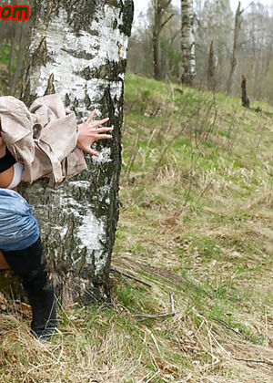 spying on, pee hunters