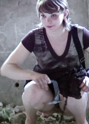 voyeured, pissing hd