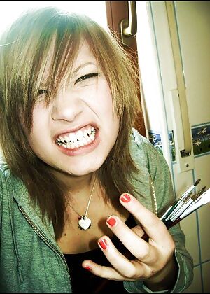 tight hot, amateur emo girls