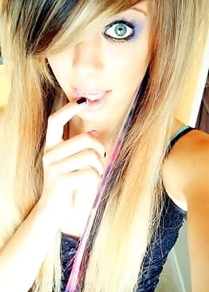stunning, my scene gf