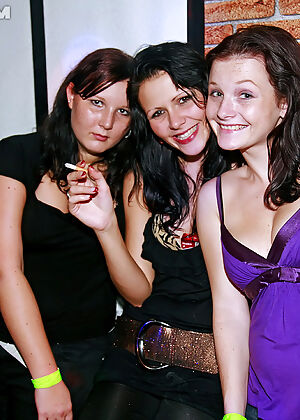lots of, party hardcore