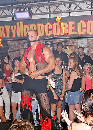fire, party hardcore