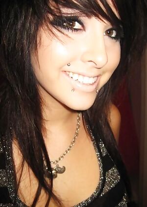 these emo, amateur emo girls