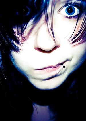 emos are, amateur emo girls