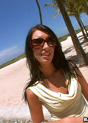 she is a, big mouthfuls
