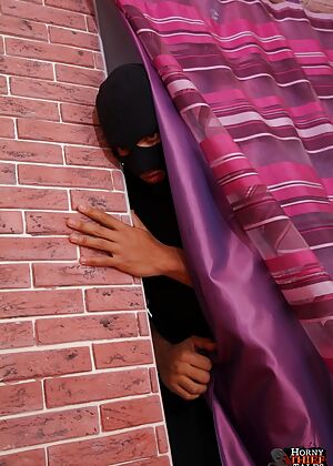 tight, horny thief tales