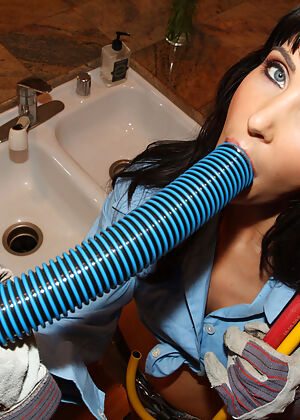 plumber, deepthroat love